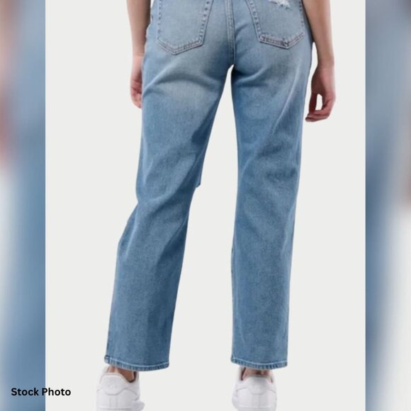 Hollister High-Rise Straight Jeans - Picture 2 of 7